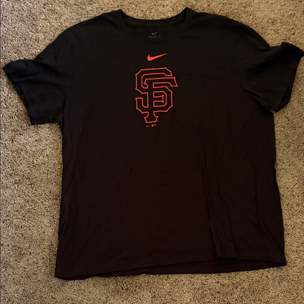 Giants Logo T-Shirt